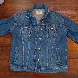 old navy woman’s jean jacket